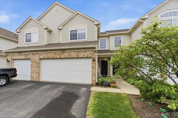 246 NICOLE DR #D,  South Elgin,  IL 60177