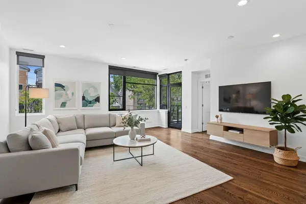 1841 N California AVE #2A, Chicago, IL 60647
