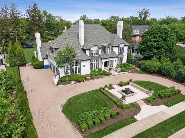 21 E 8th ST, Hinsdale, IL 60521