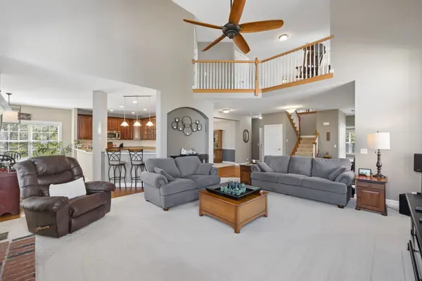 26404 W Red Apple RD, Plainfield, IL 60585