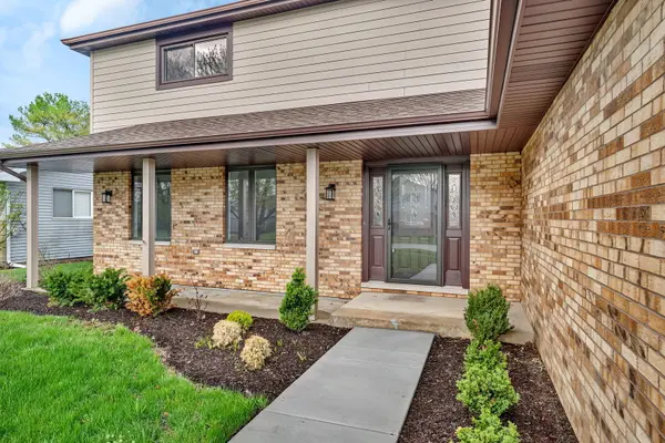 2380 Chestnut LN, Morris, IL 60450