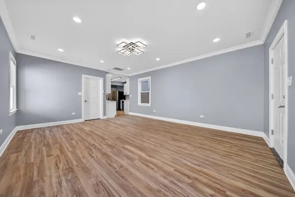 7535 S ST. LAWRENCE AVE, Chicago, IL 60619