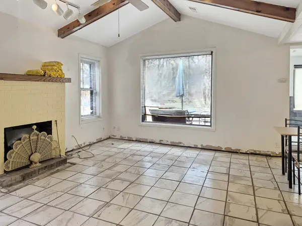 21643 W Cedar AVE, Lake Villa, IL 60046