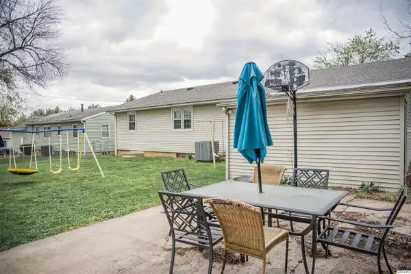 709 Hamilton, Quincy, IL 62305