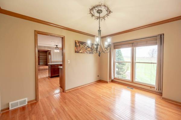 3500 Bunker Hill DR, Algonquin, IL 60102