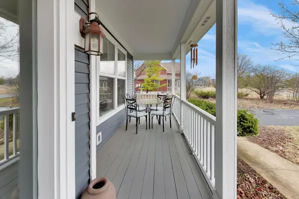 1082 Prairie TRL, Grayslake, IL 60030