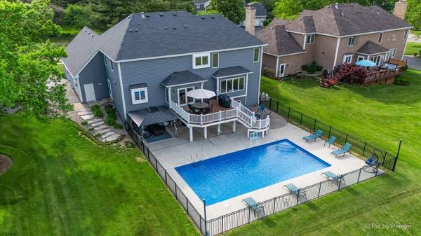 7104 Dove WAY, Cary, IL 60013