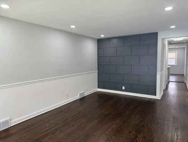 9028 S Carpenter ST, Chicago, IL 60620