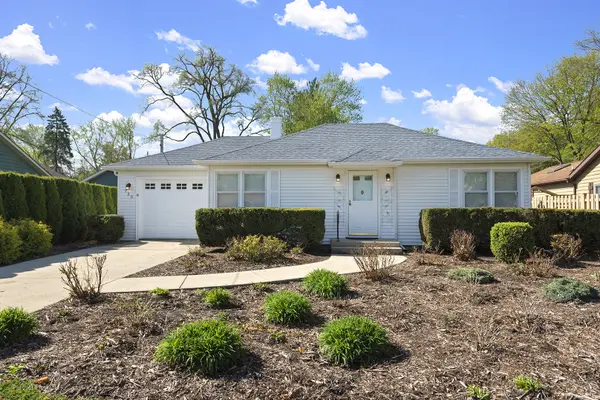 28W725 Main ST, Warrenville, IL 60555