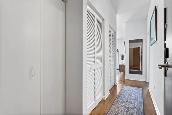 2045 W Concord PL #401, Chicago, IL 60647