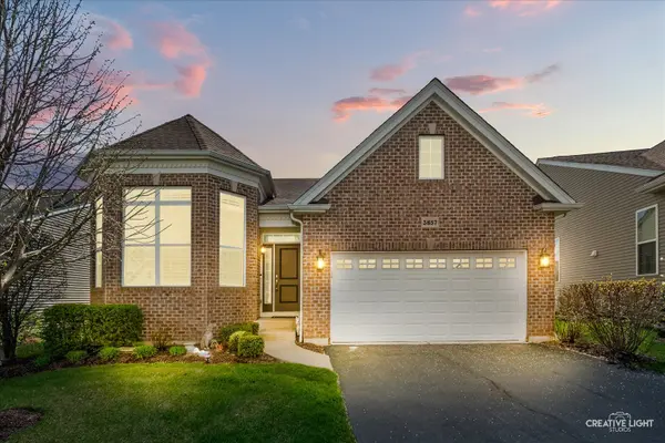 3857 Double Eagle DR, Elgin, IL 60124