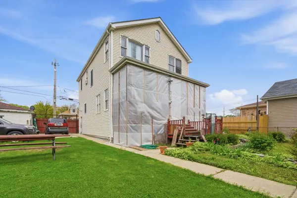 2102 N Moody AVE, Chicago, IL 60639