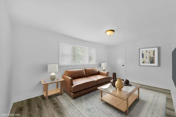 10004 S Torrence AVE, Chicago, IL 60617