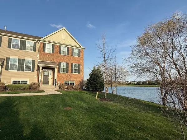 231 Lakeshore DR,  Oswego,  IL 60543
