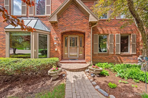 14 Hampton CT, Algonquin, IL 60102