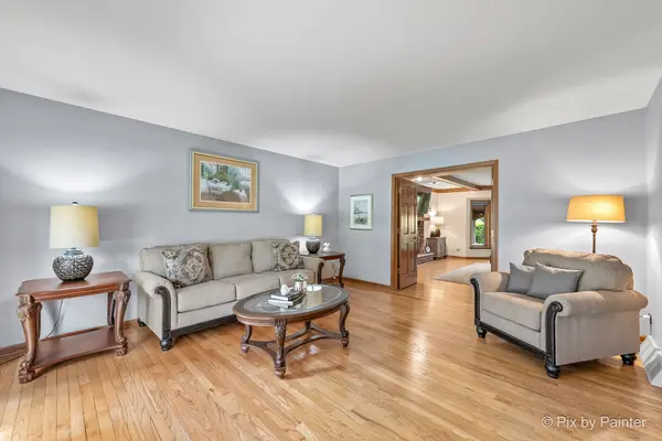 14 Hampton CT, Algonquin, IL 60102