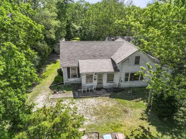 309 Landmeier RD, Elk Grove Village, IL 60007