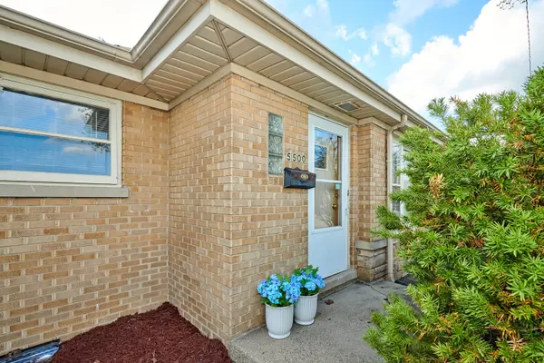 5500 Harvard TER, Skokie, IL 60077