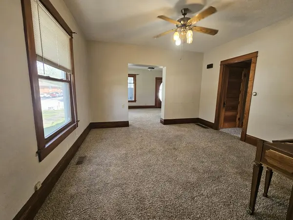 602 NE 2nd ST, Aledo, IL 61231