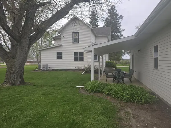 610 E Main ST, Ashkum, IL 60911
