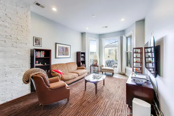3519 N Seminary AVE, Chicago, IL 60657