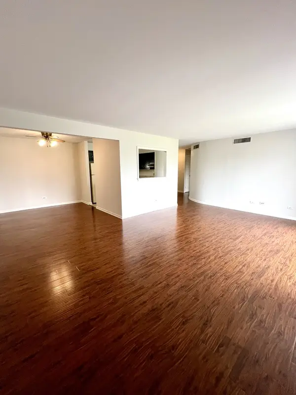2301 Beau Monde TER #203, Lisle, IL 60532