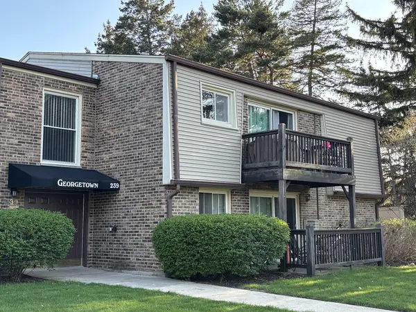 239 W Cornell AVE #102,  Palatine,  IL 60067