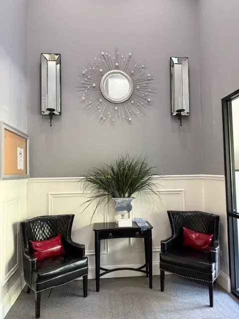 275 E Railroad AVE #206, Bartlett, IL 60103