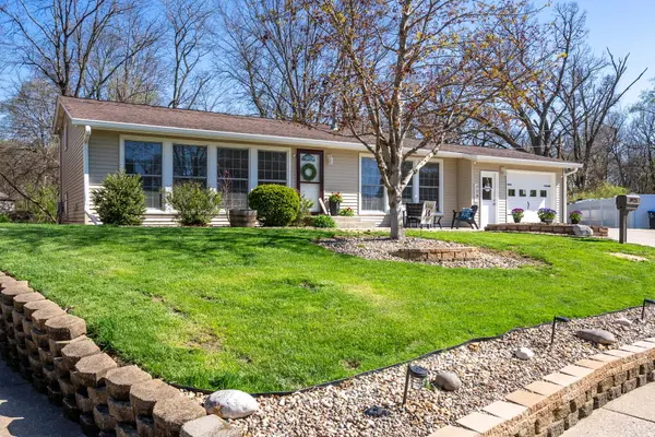 3921 29th ST, Rock Island, IL 61201
