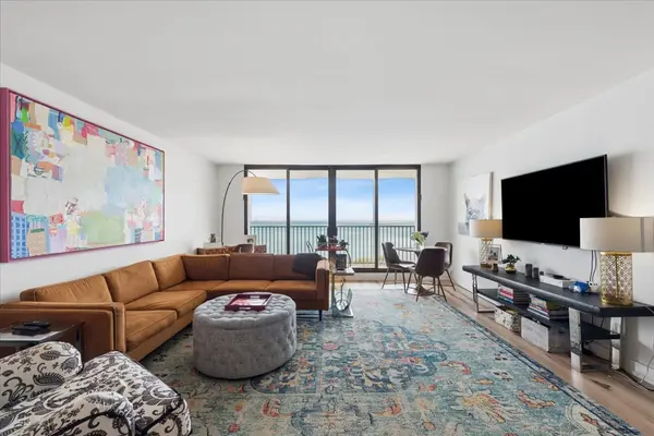1212 N Lake Shore DR #8BN, Chicago, IL 60610