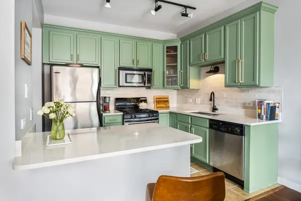 909 W Washington BLVD #701, Chicago, IL 60607