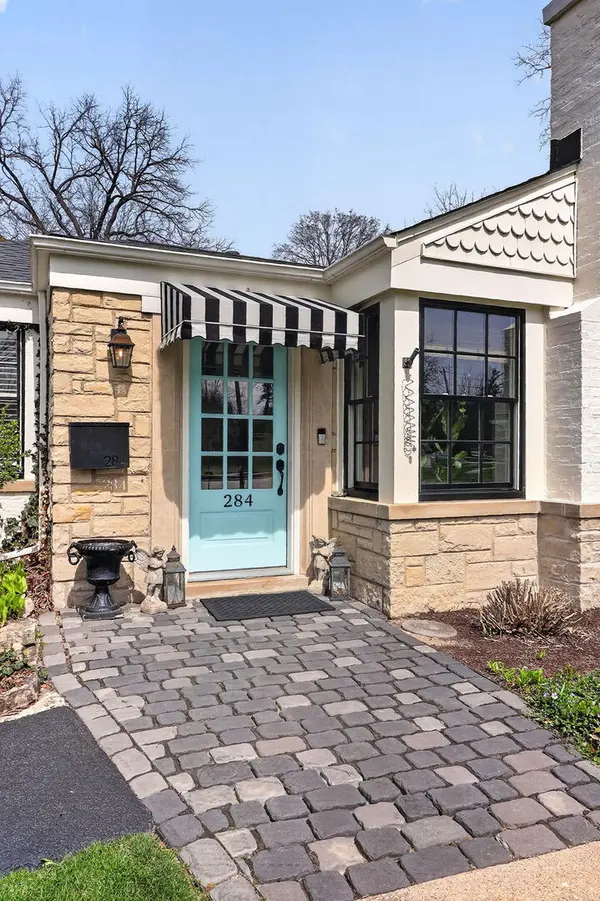 284 Chesterfield AVE, Glen Ellyn, IL 60137