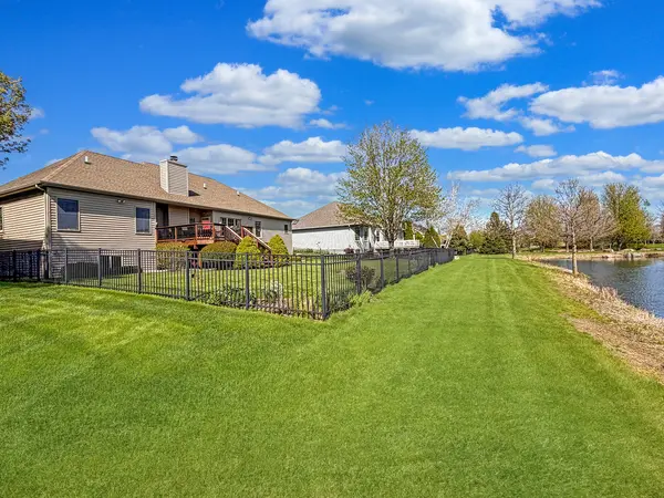 424 Billings DR, Dekalb, IL 60115
