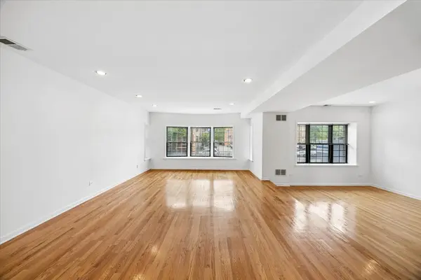 2363 E 70th ST #1, Chicago, IL 60649