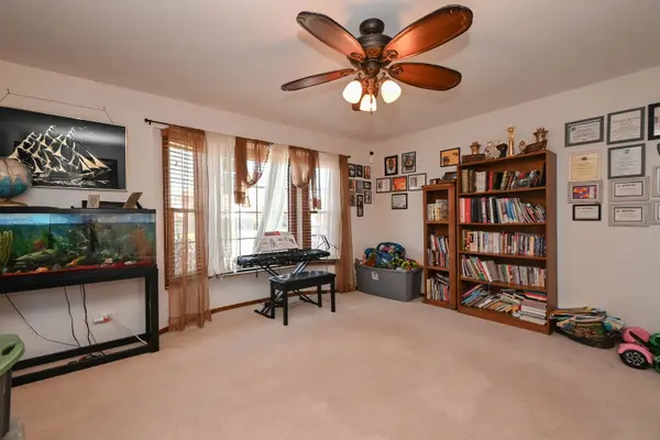 3805 Bertrand LN, Beach Park, IL 60099