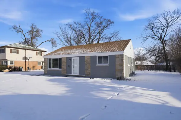 223 S Orchard DR, Park Forest, IL 60466