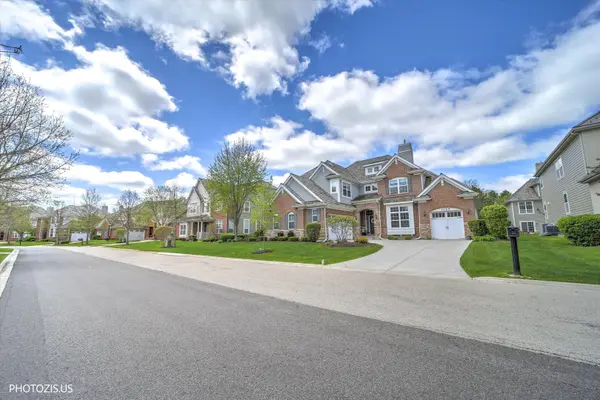 1120 Ashley LN, Inverness, IL 60010