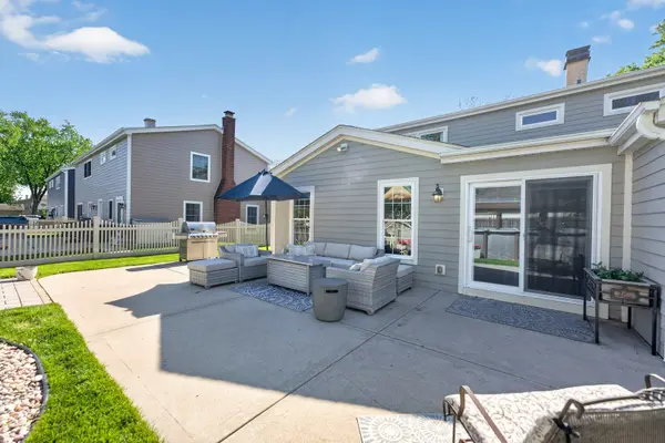 1003 S Fairview AVE, Lombard, IL 60148