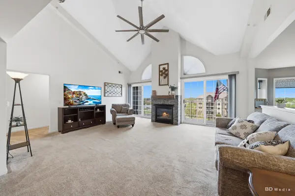 14160 SHEFFIELD DR #404, Homer Glen, IL 60491