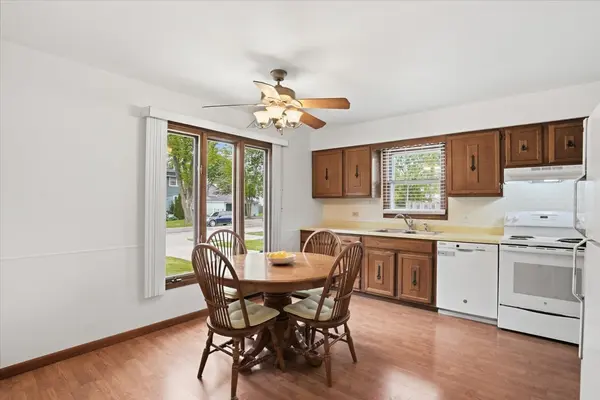58 N California AVE, Mundelein, IL 60060