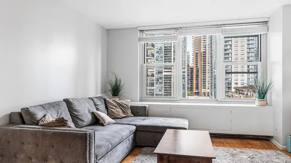400 E Randolph ST #1104, Chicago, IL 60601