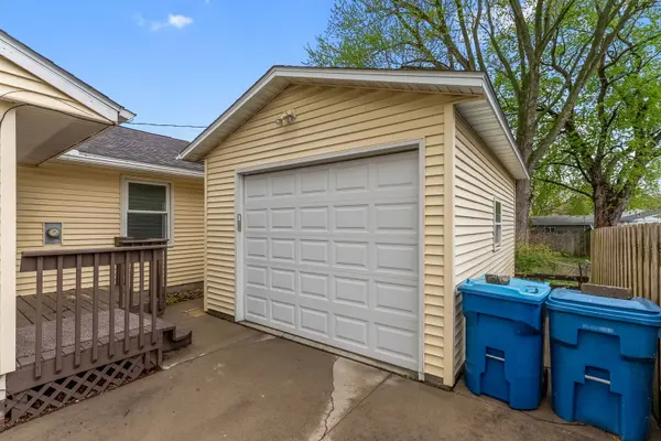 Address not disclosed, East Moline, IL 61244