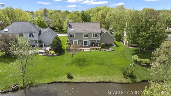 1063 Willow Creek RD, West Chicago, IL 60185