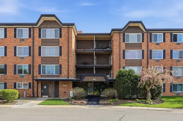 1216 S New Wilke RD #307, Arlington Heights, IL 60005