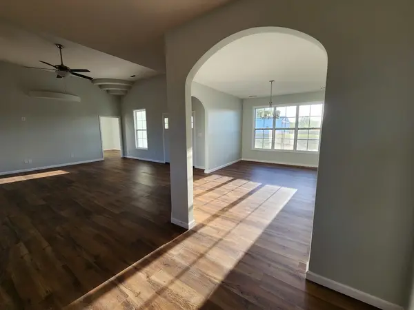 3946 Childers RD, Marion, IL 62959