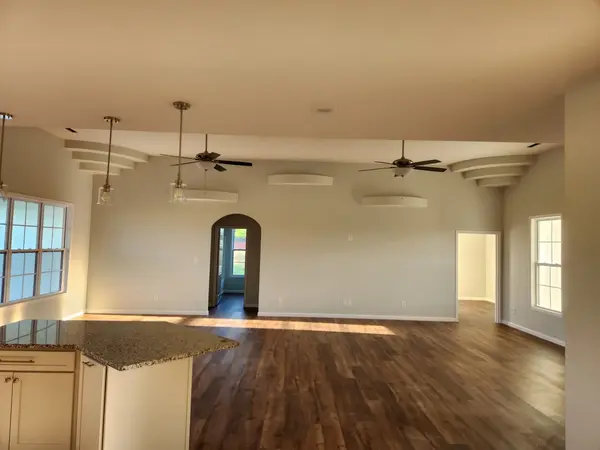 3946 Childers RD, Marion, IL 62959