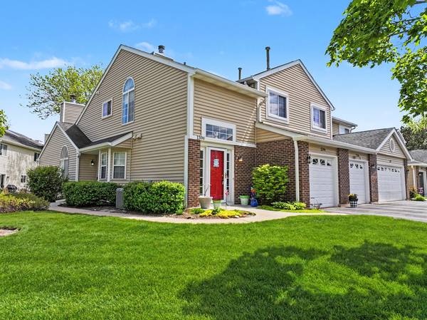 139 Brittany DR #B, Streamwood, IL 60107