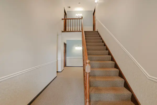 0N061 Coniston CT #605, Winfield, IL 60190