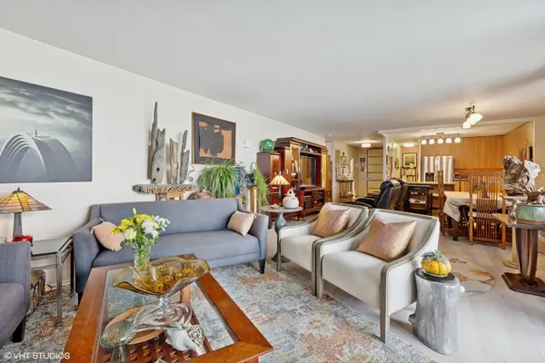6145 N SHERIDAN RD #28D, Chicago, IL 60660