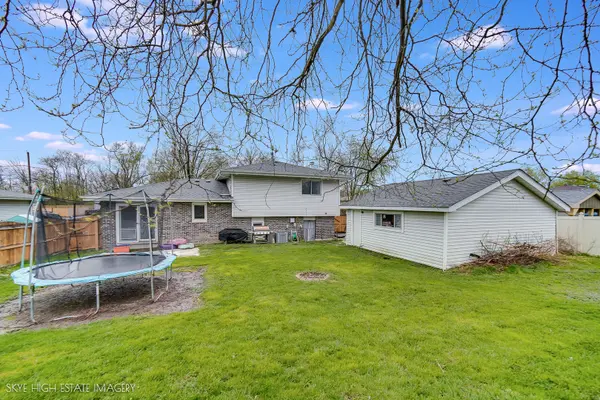 4713 153rd ST, Oak Forest, IL 60452